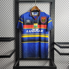 flamengo-umbro-retro-1995-third-terceiro-terceira-3-preto-preta-vermelho-vermelha-azul-patrocinios-patrocinadores-patches-patch-torcedor-torcedores-futebol-masculino-masculina-regata-campeonato-uniformes-uniforme-personalizacao-personalizada-autenticas-au