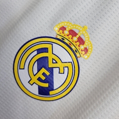 real-madrid-adidas-retro-2015-2016-home-titular-1-casa-branco-branca-liga-dos-campeoes-champions-league-patrocinios-patrocinadores-patches-patch-torcedor-torcedores-futebol-masculino-masculina-frete-gratis-envio-campeonato-internacional-europa-europeu-eur