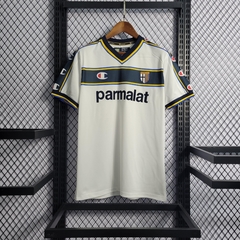 parma-champion-retro-2003-2004-away-reserva-2-fora-branca-branco-preto-preta-liga-dos-campeoes-champions-league-patrocinios-patrocinadores-patches-patch-torcedor-torcedores-futebol-masculino-masculina-frete-gratis-envio-campeonato-internacional-europa-eur