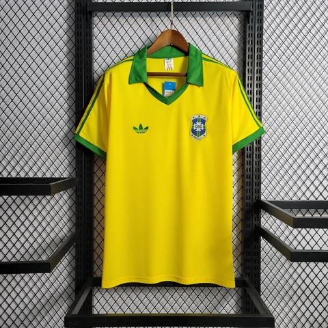 brasil-adidas-retro-1979-home-titular-1-casa-amarelo-amarela-verde-copa-do-mundo-patrocinios-patrocinadores-patches-patch-torcedor-torcedores-futebol-masculino-masculina-frete-gratis-envio-campeonato-internacional-selecao-selecoes-tecnologia-elastano-poli