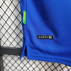 brasil-nike-retro-1997-away-reserva-2-fora-azul-branca-branco-copa-do-mundo-patrocinios-patrocinadores-patches-patch-torcedor-torcedores-futebol-masculino-masculina-frete-gratis-envio-campeonato-internacional-selecao-selecoes-tecnologia-elastano-poliester