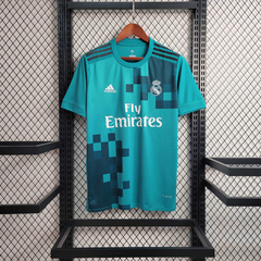 real-madrid-adidas-retro-2017-2018-third-terceiro-terceira-3-verde-claro-azul-liga-dos-campeoes-champions-league-patrocinios-patrocinadores-patches-patch-torcedor-torcedores-futebol-masculino-masculina-frete-gratis-envio-campeonato-internacional-europa-eu