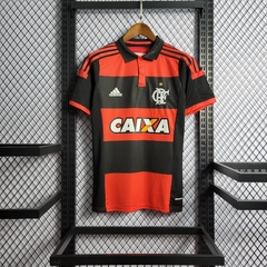 flamengo-adidas-2017-2018-home-titular-1-casa-vermelho-vermelha-preto-preta-patrocinios-patrocinadores-patches-patch-torcedor-torcedores-futebol-masculino-masculina-regata-campeonato-uniformes-uniforme-personalizacao-personalizada-autenticas-autentica-reg