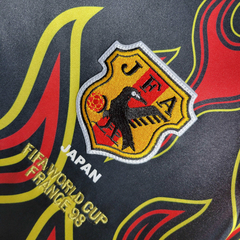 japao-retro-1998-manga-longa-cumprida-goleiro-red-flame-fogo-chamas-preto-preta-vermelho-vermelha-copa-do-mundo-patrocinios-patrocinadores-patches-patch-torcedor-torcedores-futebol-masculino-masculina-frete-gratis-envio-campeonato-internacional-selecao-se