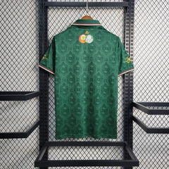 palmeiras-puma-gola-polo-2023-2024-abel-ferreira-verde-patrocinios-patrocinadores-patches-patch-torcedor-torcedores-futebol-masculino-masculina-regata-campeonato-uniformes-uniforme-personalizacao-personalizada-autenticas-autentica-regatas-melhores-copa-do