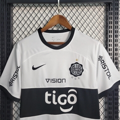 club-olimpia-nike-2022-2023-home-titular-1-casa-preto-preta-branca-branco-patrocinios-patrocinadores-patches-patch-torcedor-torcedores-futebol-masculino-masculina-oficiais-oficial-originais-original-produtos-produto-licenciado-licenciados-licenciada-licen