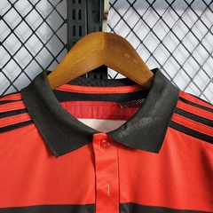 flamengo-adidas-2017-2018-home-titular-1-casa-vermelho-vermelha-preto-preta-patrocinios-patrocinadores-patches-patch-torcedor-torcedores-futebol-masculino-masculina-regata-campeonato-uniformes-uniforme-personalizacao-personalizada-autenticas-autentica-reg