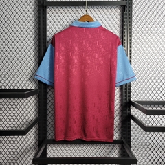 west-ham-pony-retro-1997-1995-home-titular-1-casa-vermelho-vermelha-azul-escuro-vinho-liga-dos-campeoes-champions-league-patrocinios-patrocinadores-patches-patch-torcedor-torcedores-futebol-masculino-masculina-frete-gratis-envio-campeonato-internacional-e