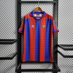 barcelona-barca-kappa-retro-1996-1997-home-1-titular-casa-vinho-escuro-azul-vermelho-vermelha-liga-dos-campeoes-champions-league-patrocinios-patrocinadores-patches-patch-torcedor-torcedores-futebol-masculino-masculina-frete-gratis-envio-campeonato-interna