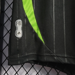 celtic-adidas-retro-2006-2007-treino-treinamento-verde-preto-preta-liga-dos-campeoes-champions-league-patrocinios-patrocinadores-patches-patch-torcedor-torcedores-futebol-masculino-masculina-frete-gratis-envio-campeonato-internacional-europa-europeu-europ