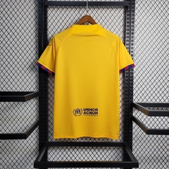 barcelona-barcelona-nike-2023-2024-fourth-quarto-quarta-4-amarelo-amarela-vermelho-vermelha-patrocinios-patrocinadores-patches-patch-torcedor-torcedores-futebol-masculino-masculina-regata-campeonato-uniformes-uniforme-personalizacao-personalizada-autentic