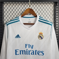 real-madrid-adidas-retro-2017-2018-home-titular-1-casa-branco-branca-manga-longa-cumprida-liga-dos-campeoes-champions-league-patrocinios-patrocinadores-patches-patch-torcedor-torcedores-futebol-masculino-masculina-frete-gratis-envio-campeonato-internacion