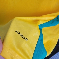 camisa-do-jamaica-adidas-2024-2025-24-25-home-1-casa-titular-i-primeiro-amarela-verde-comprar-temporada-patrocinios-patrocinadores-camisa-camiseta-uniforme-nova-lançamento-novo-profissional-torcedor-jogador-elastano-tecnologia-maculina-masculino-homem-fut