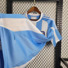 camisa-da-argentina-retrô-adidas-2010-home-1-casa-titular-i-azul-branca-autêntica-antiga-contemporânea-patrociníos-patrocinadores-uniforme-nova-lançamento-novo-profissional-torcedor-torcedores-justa-elastano-futebol-masculina-masculino-confortável-frete-g