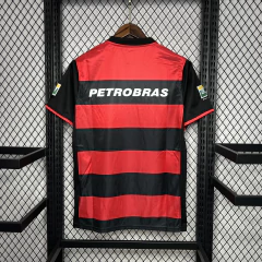 camisa-do-flamengo-nike-retrô-2000-2001-home-1-casa-titular-i-ronaldo-adriano-preto-e-vermelho-antiga-contemporânea-patrocinios-patrocinadores-uniforme-nova-lancamento-novo-profissional-torcedor-masculina-futebol-masculino-masculina-confortavel-frete-grát