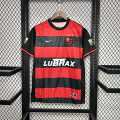 camisa-do-flamengo-nike-retrô-2000-2001-home-1-casa-titular-i-ronaldo-adriano-preto-e-vermelho-antiga-contemporânea-patrocinios-patrocinadores-uniforme-nova-lancamento-novo-profissional-torcedor-masculina-futebol-masculino-masculina-confortavel-frete-grát