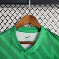 manchester-city-puma-2023-2024-goleiro-verde-de-bruyne-halland-bernardo-silva-alvarez-rodri-rodrigo-ederson-patrocinios-patrocinadores-patches-patch-torcedor-torcedores-futebol-masculino-masculina-regata-oficiais-oficial-originais-original-produtos-produt