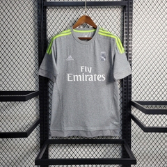 real-madrid-adidas-retro-2015-2016-away-reserva-2-fora-cinza-verde-liga-dos-campeoes-champions-league-patrocinios-patrocinadores-patches-patch-torcedor-torcedores-futebol-masculino-masculina-frete-gratis-envio-campeonato-internacional-europa-europeu-europ