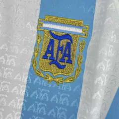 camisa-titular-da-argentina-adidas-retrô-1997-home-1-casa-primeira-azul-branca-patrociníos-patrocinadores-uniforme-antiga-contemporânea-reliquía-velha-rara-colecionadores-profissional-torcedor-torcedores-elastano-futebol-frete-grátis-envio-rápido