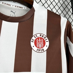 Camisa St. Pauli Home (1) 2025/26 Puma Torcedor Masculina - Evolua Sports - Camisas de Futebol, Regatas NBA, Chuteiras Profissionais & Sneakers 