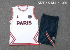 conjunto-de-treino-do-paris-saint-germain-psg-jordan-nike-2023-2024-2025-23-24-25-branco-vermelho-camisa-camiseta-regata-quente-short-bermuda-calção-fresco-academia-treino-treinar-treinamento-malhar-novo-nova-lançamento-temporada-profissional-original-ofi