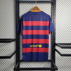 barcelona-barca-nike-retro-2015-2016-home-titular-1-casa-vermelho-vermelha-azul-liga-dos-campeoes-champions-league-patrocinios-patrocinadores-patches-patch-torcedor-torcedores-futebol-masculino-masculina-frete-gratis-envio-campeonato-internacional-europa-