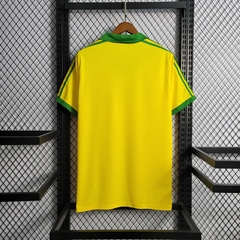 brasil-adidas-retro-1979-home-titular-1-casa-amarelo-amarela-verde-copa-do-mundo-patrocinios-patrocinadores-patches-patch-torcedor-torcedores-futebol-masculino-masculina-frete-gratis-envio-campeonato-internacional-selecao-selecoes-tecnologia-elastano-poli