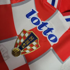croacia-lotto-retro-1998-home-1-casa-titular-branca-branco-vermelho-vermelha-azul-copa-do-mundo-patrocinios-patrocinadores-patches-patch-torcedor-torcedores-futebol-masculino-masculina-frete-gratis-envio-campeonato-internacional-selecao-selecoes-tecnologi