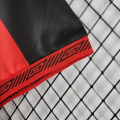 flamengo-umbro-retro-1992-1993-home-titular-1-casa-preto-preta-vermelho-vermelha-patrocinios-patrocinadores-patches-patch-torcedor-torcedores-futebol-masculino-masculina-regata-campeonato-uniformes-uniforme-personalizacao-personalizada-autenticas-autentic