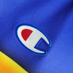 parma-champion-retro-1999-2000-home-titular-1-casa-amarelo-amarela-azul-liga-dos-campeoes-champions-league-patrocinios-patrocinadores-patches-patch-torcedor-torcedores-futebol-masculino-masculina-frete-gratis-envio-campeonato-internacional-europa-europeu-