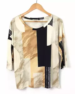 BLUSA Caroll 25155 VNZ ABSTRACT BASIC MNG PUNHO - Loja de Roupas A Praça 