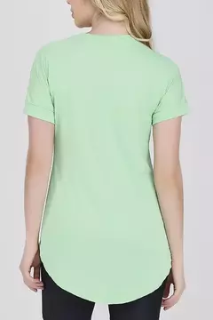 Camiseta EP403 Tapa Bumbum Para Mulheres de Ate 1,60 de Atlura Epulari