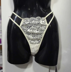 Tanga encaje dos tiras en internet