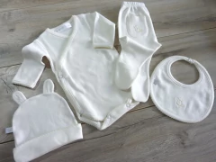 Mini ajuar Corazón crudo - comprar online