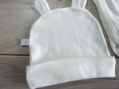 Mini ajuar Corazón crudo en internet