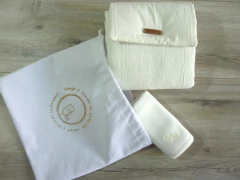 Pack Cambiador + Babero + babita Corazón