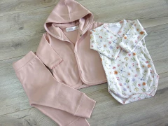 Ajuar Puro Amor "flores del campo" pomelo - comprar online