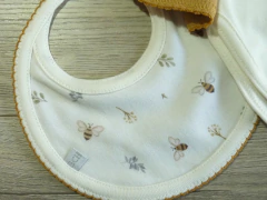 Ajuar dulce Arrullo abejitas mostaza en internet