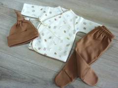 Ajuar básico prematuro estampado hojitas chocolate - comprar online