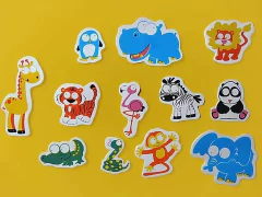 FIGURAS PARA BAÑERA (x 20) dinos / familia / vehículos en internet