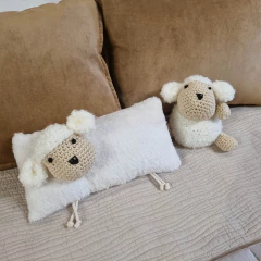 ALMOHADON TEJIDO OVEJA en internet