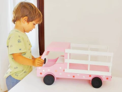 CAMION de madera grande rosa en internet
