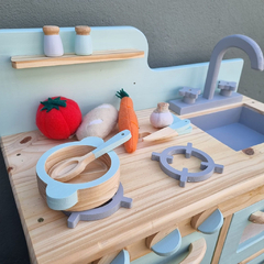 COCINA AMAY CON BACHA Y REPISA en internet