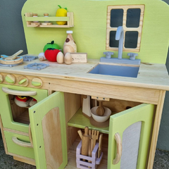 COCINA PRISKA CON BACHA Y BAJO MESADA