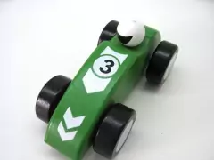 AUTO DE CARRERA CON PILOTO