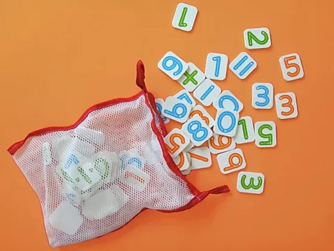 FIGURAS PARA BAÑERA (NÚMEROS AL AGUA x 60 )