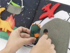 LIBRO SENSORIAL TIERRA DE DINOS - Tienda de Cositas