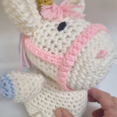 PELUCHE TEJIDO UNICORNIO en internet