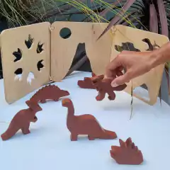 TRÍPTICO DINOS