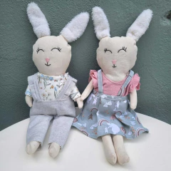 MUÑECO DE APEGO CONEJITA - comprar online